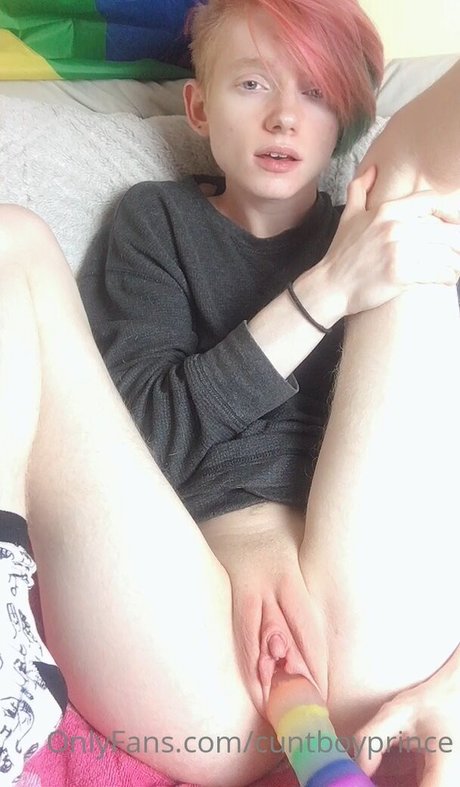 Pawprintprince ヌード女優 ギャラリー