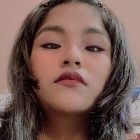 Maribeluwu 裸のスター 写真