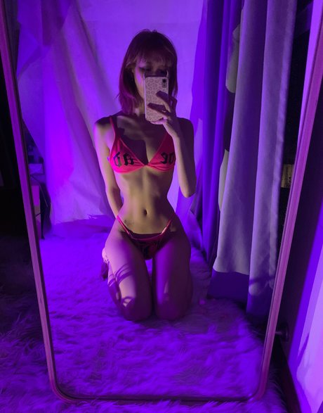 潮吹きマンコOnlyFans 無料セクシー 画像