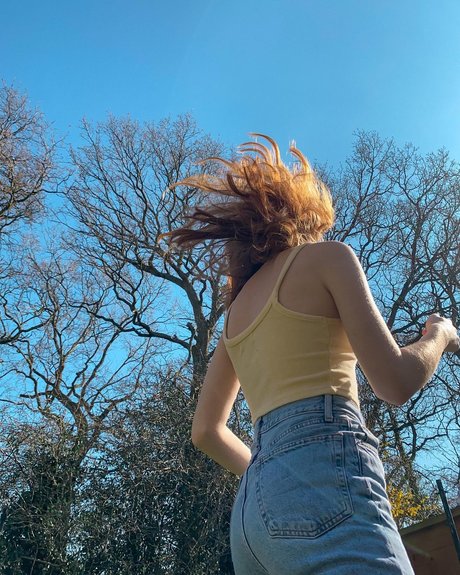 リップスオンリーファンズ ホット裸 写真