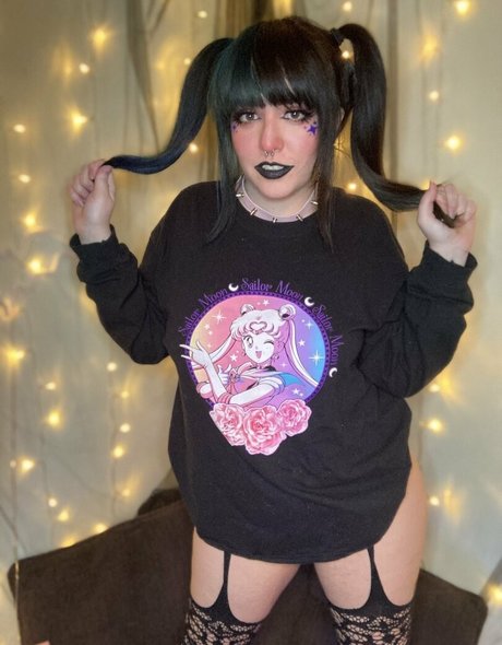 レズビアンセックスOnlyFans 無料ヌード 画像