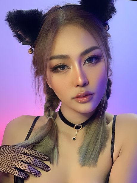 intimumi 完璧なポルノスター 写真