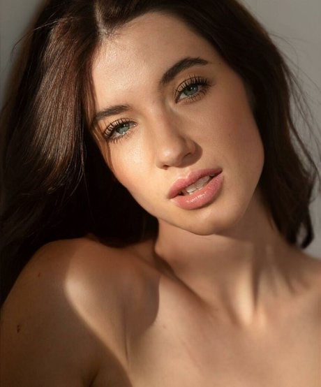 大きな黒い猫OnlyFans 限定 アーカイブ