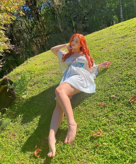 小柄で痩せたOnlyFans セクシーヌード 写真