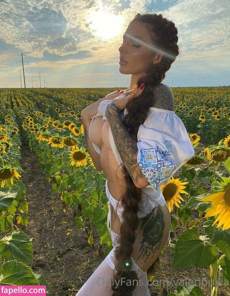 双子の姉妹OnlyFans ホットセクシー 画像