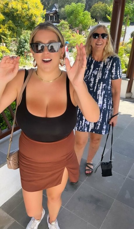 アジア人トゥインクOnlyFans 無料ポルノ 写真