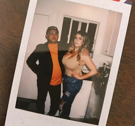 スターティーンオンリーファンズ ホットxxx 写真