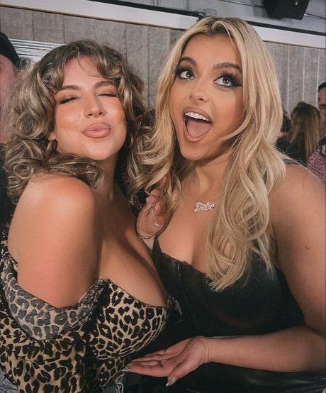 Alex Gervasi HD女優 ギャラリー