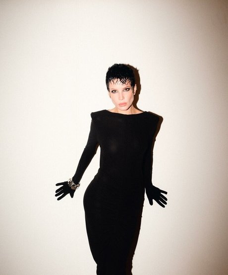 ガレガオンリーファンズ アートヌード 写真