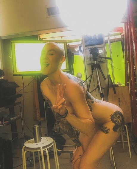 スターティーンオンリーファンズ 無料xxx アーカイブ