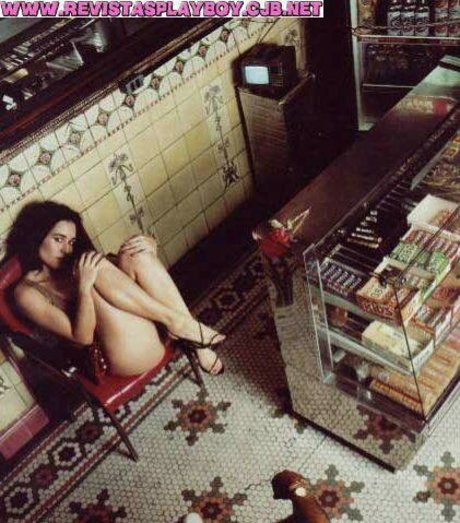 チンコを持つ女たち OnlyFans 無料ヌード 写真