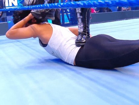 黒人フェムボーイOnlyFans ホット 写真