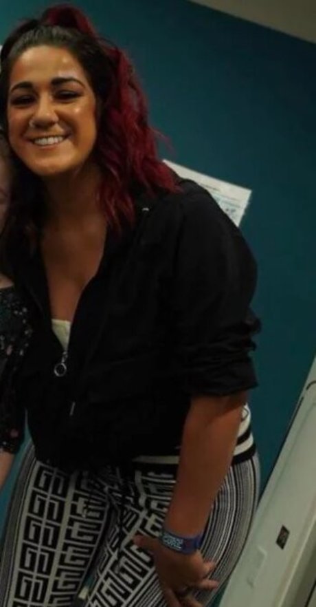 痩せた金髪の熟女OnlyFans 限定 アーカイブ