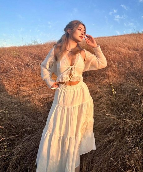 Arine Kim セックスモデル 画像