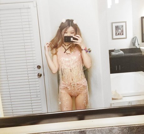 主観視点のアジア人OnlyFans 素敵 写真