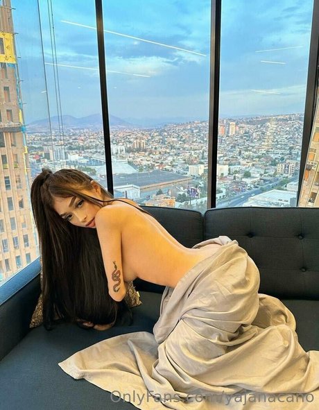 Yajanaaa セックススター 画像