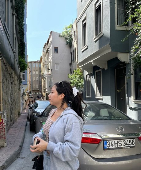 レズビアン ストラップオン OnlyFans 無料裸 写真