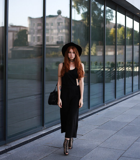 Umbird ポルノスター ヌード 画像