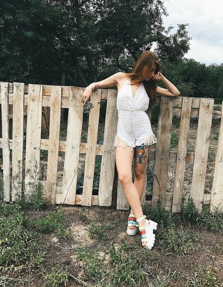 Umbird スター ヌード ギャラリー