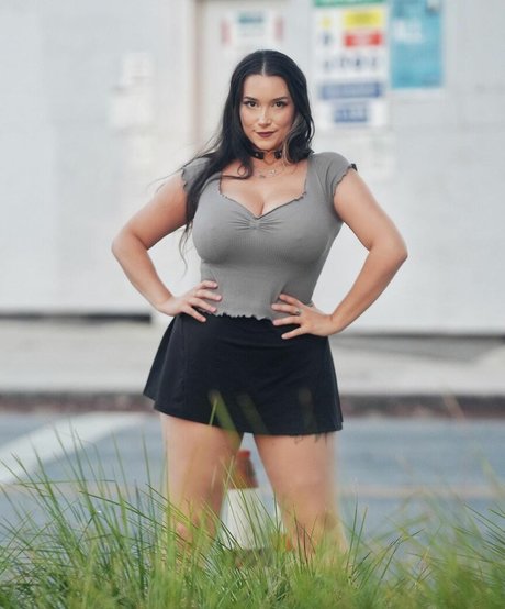 アジアの女性支配OnlyFans ポルノ 写真