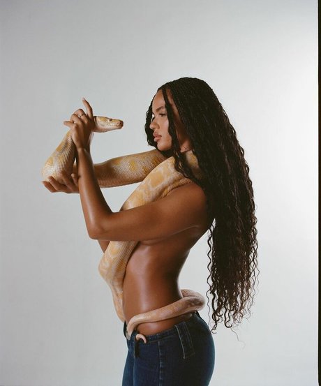 曲線美のアナルOnlyFans 素敵 ギャラリー