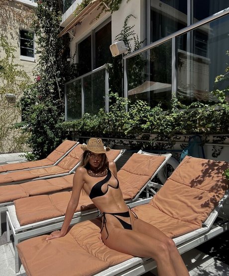 asmrベイビーonlyfans アート裸 ギャラリー