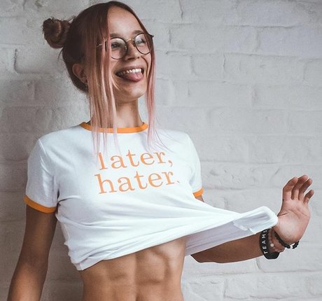 裸の写真 OnlyFans 美しい裸 写真