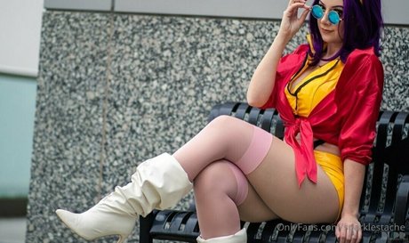 2024年のトップOnlyFans アートポルノ ギャラリー