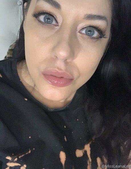 若いティーンのOnlyFans 無料ヌード ギャラリー