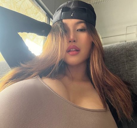 エボニートップオンリーファン アートヌード アーカイブ