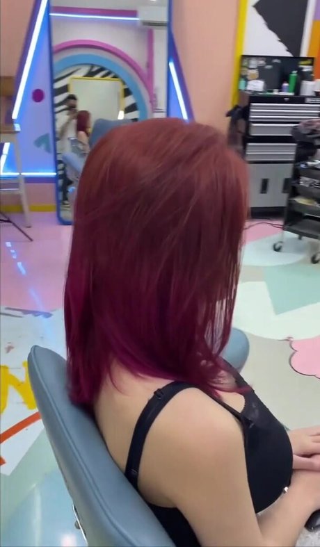 Anastasya Khosasih HDスター ギャラリー