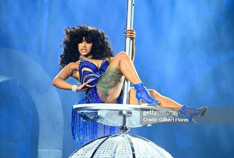 Cardi B 美しいスター 画像