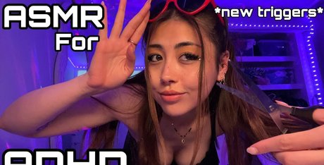 Angelic Lofi ASMR ポルノスター エロティック 写真