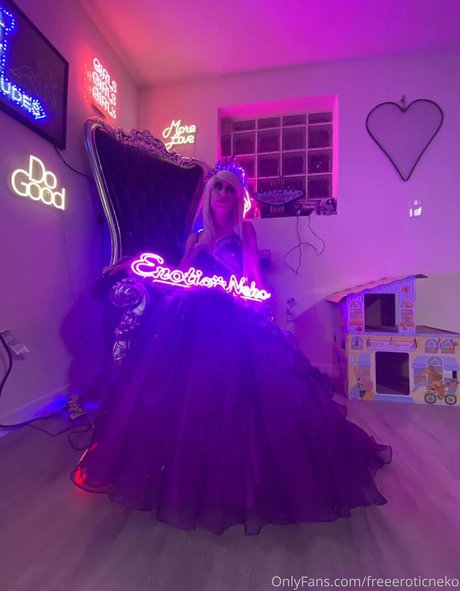 ゲイの若いOnlyFans アートヌード 画像