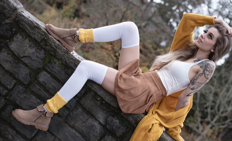 ブルネットのPOV OnlyFans セクシー 画像