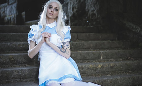 黒檀のシャワー OnlyFans アートヌード 画像