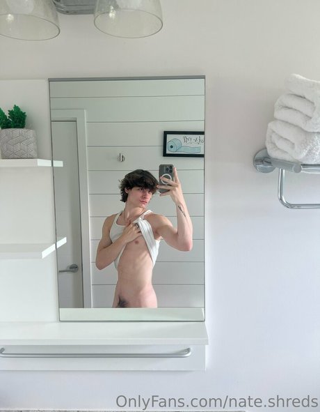 nate shreds HDスター 写真