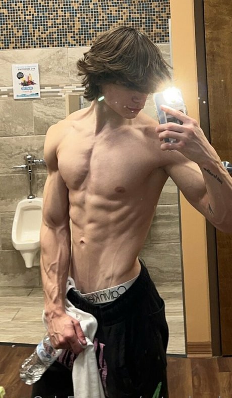 nate shreds top profile image