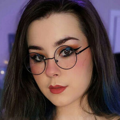 Stormfall33 エロティックなスター アーカイブ