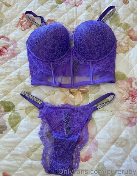 pureruby HDポルノスター 写真