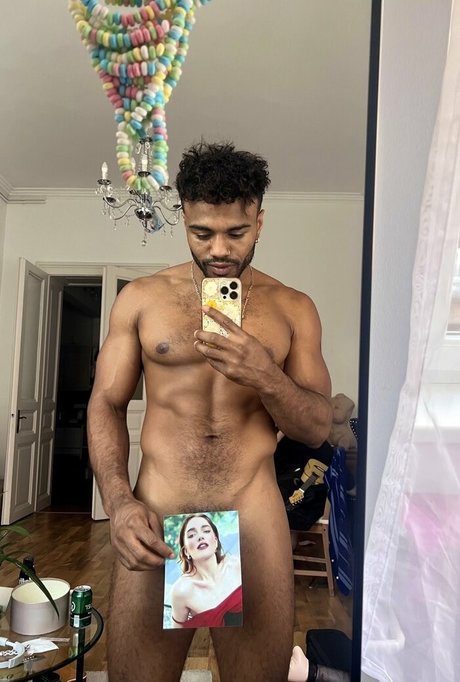 Mrexperience スター ヌード 画像