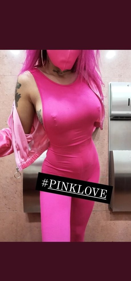 Dzsenifer Vajai ポルノスター 写真