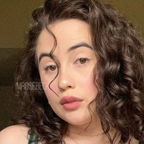 imrosebeck エロティックモデル 写真