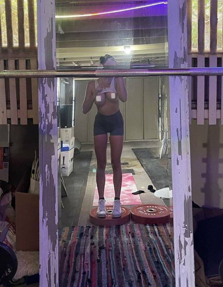 Jerii Nelson 可愛いモデル 写真