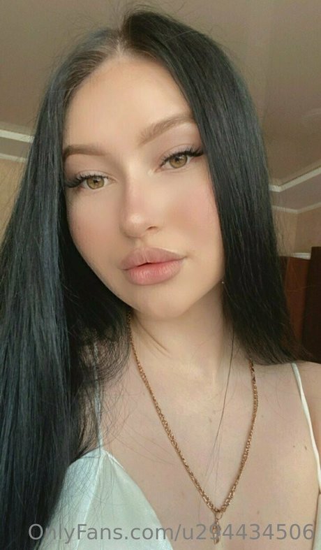 fancy lips top profile image