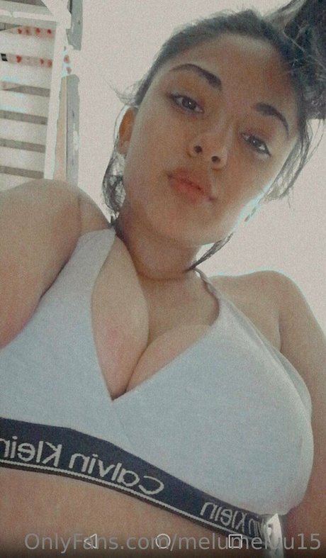 melumeluu15 ポルノスター 素敵 画像