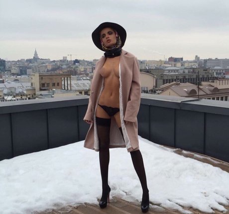 アナルパウグオンリーファンズ 美しい 写真