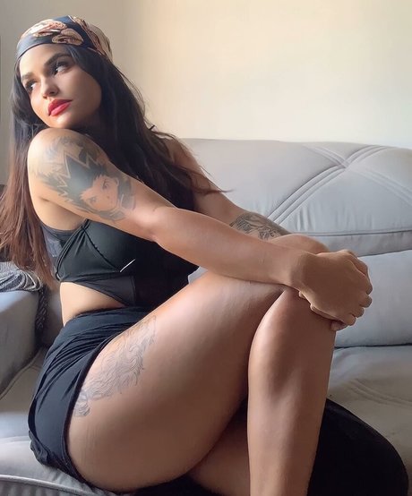 そばかすOnlyFans セクシーヌード 写真