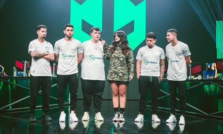 若い熟女OnlyFans 可愛い 画像