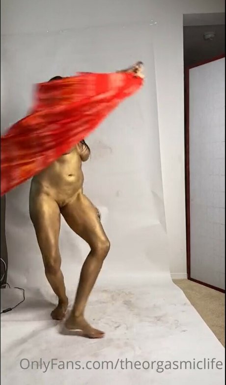 Jennelle Gordon アダルトモデル 画像